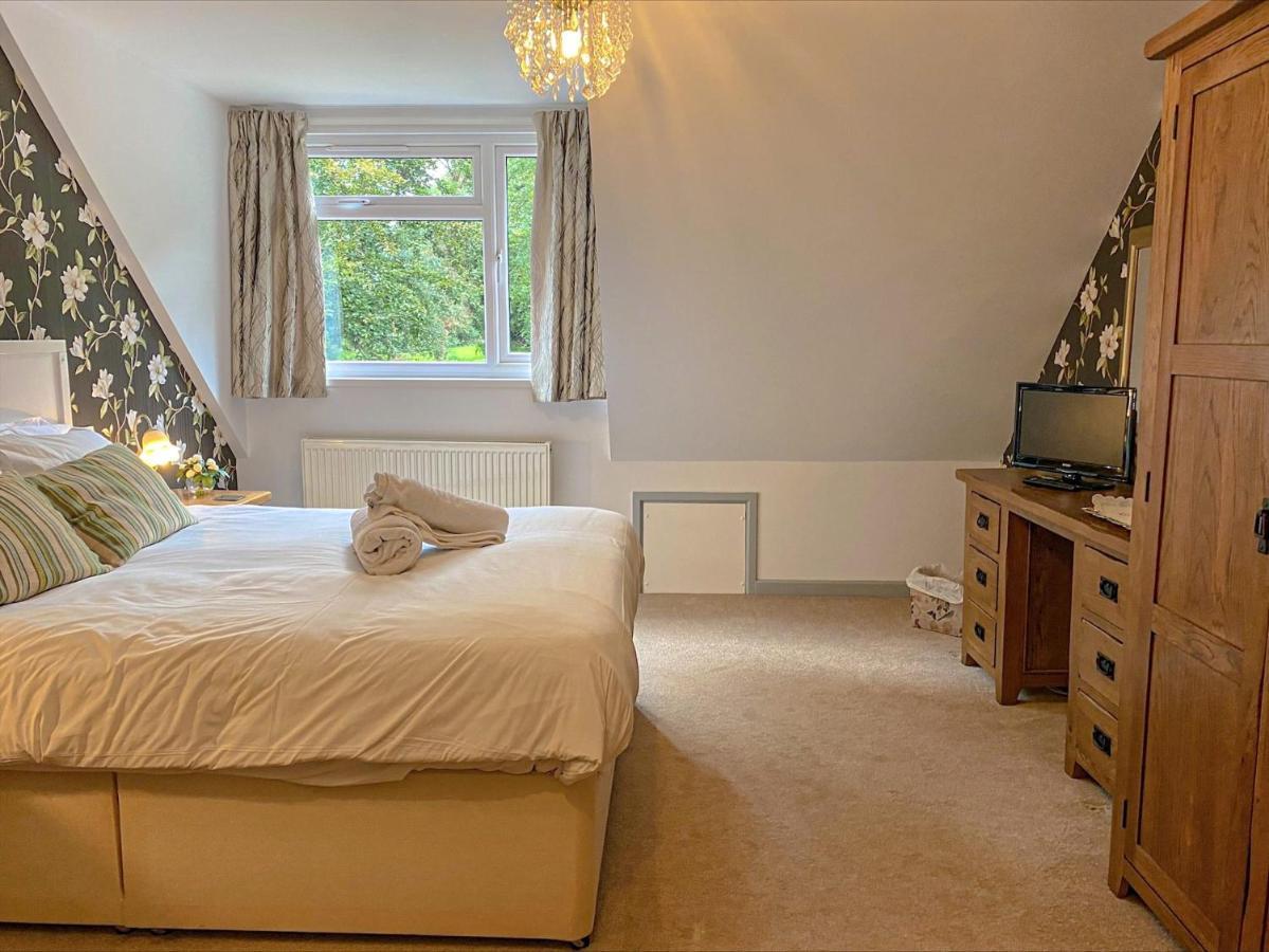 Springfields - Annex With Two Double Bedrooms In A Rural British Village Hostel Canterbury