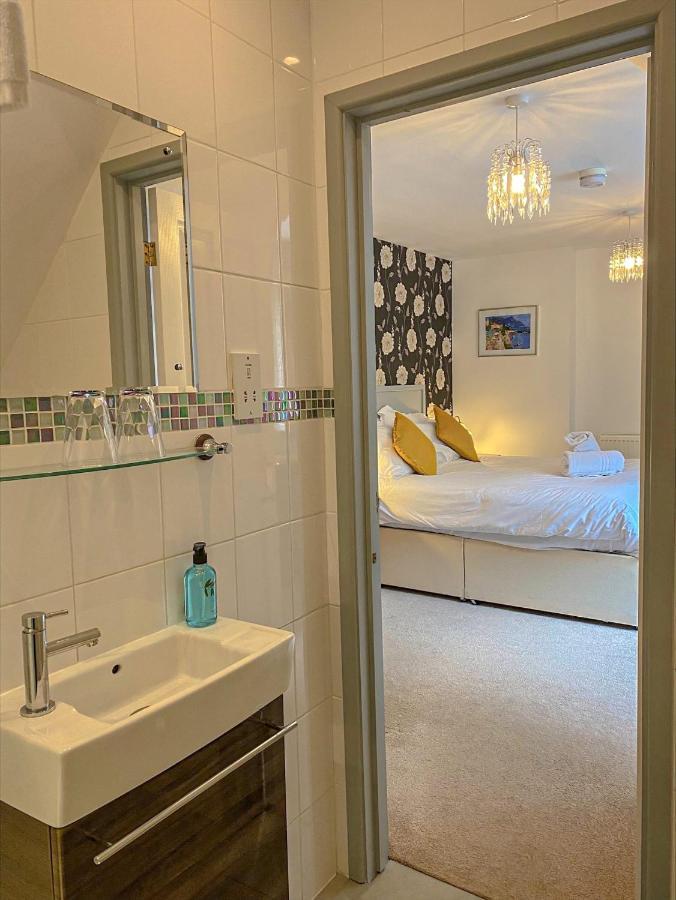 Springfields - Annex With Two Double Bedrooms In A Rural British Village Canterbury